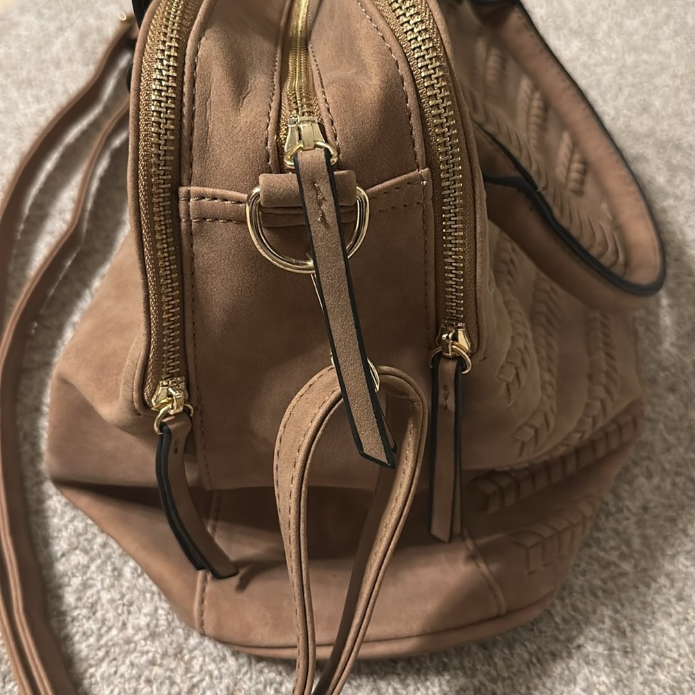 Faux suede woven design purse - Picture 6 of 6
